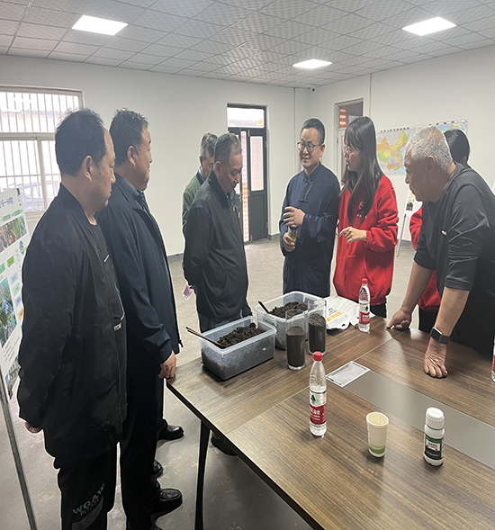湖北蚯蚓专家团队到访